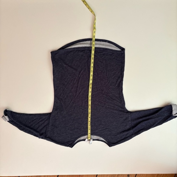 H&M Blue 3/4 Sleeve Relaxed Fit Tee - Picture 9 of 10